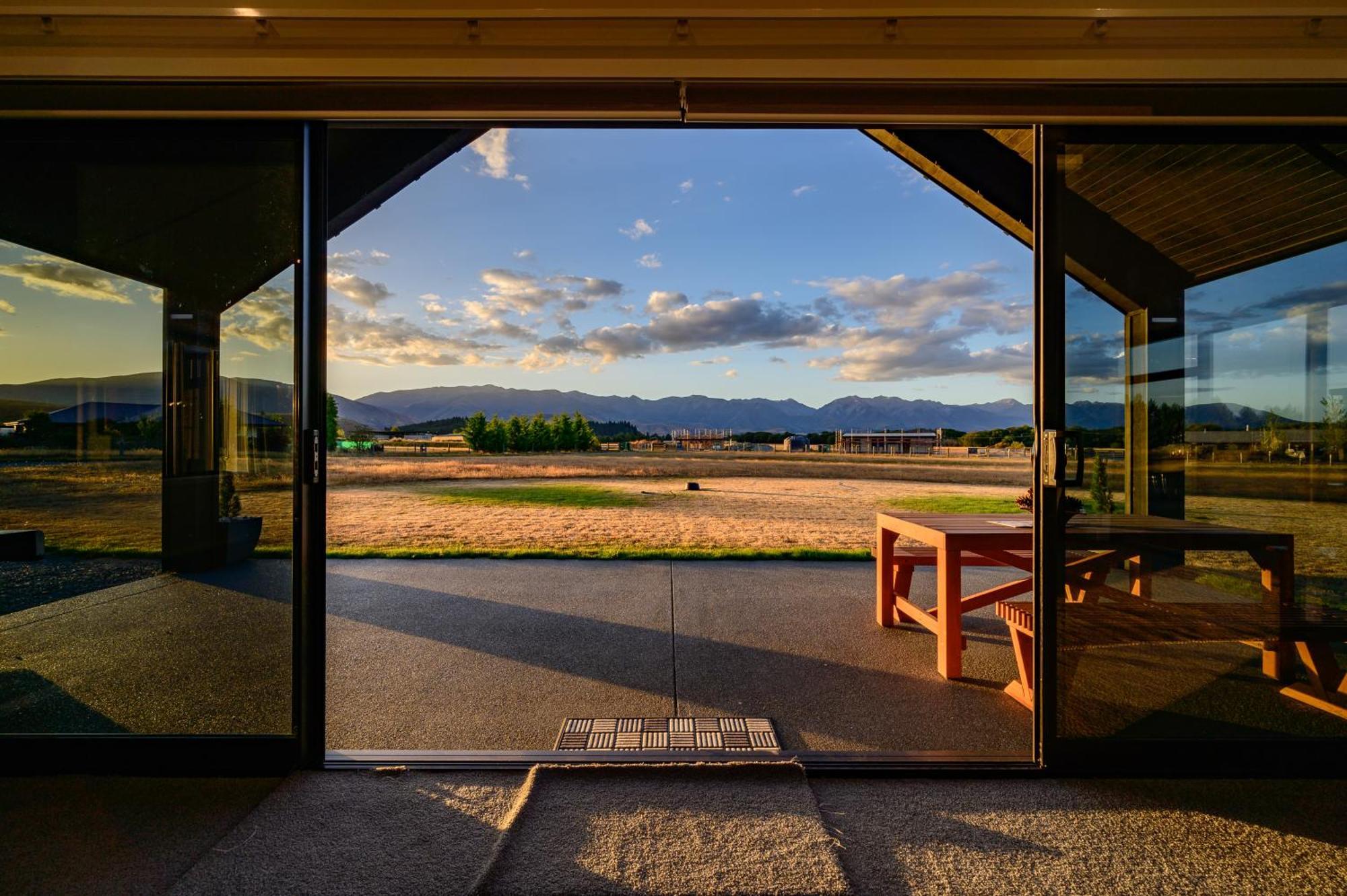 Villa 31 On Boundary Twizel Exterior foto