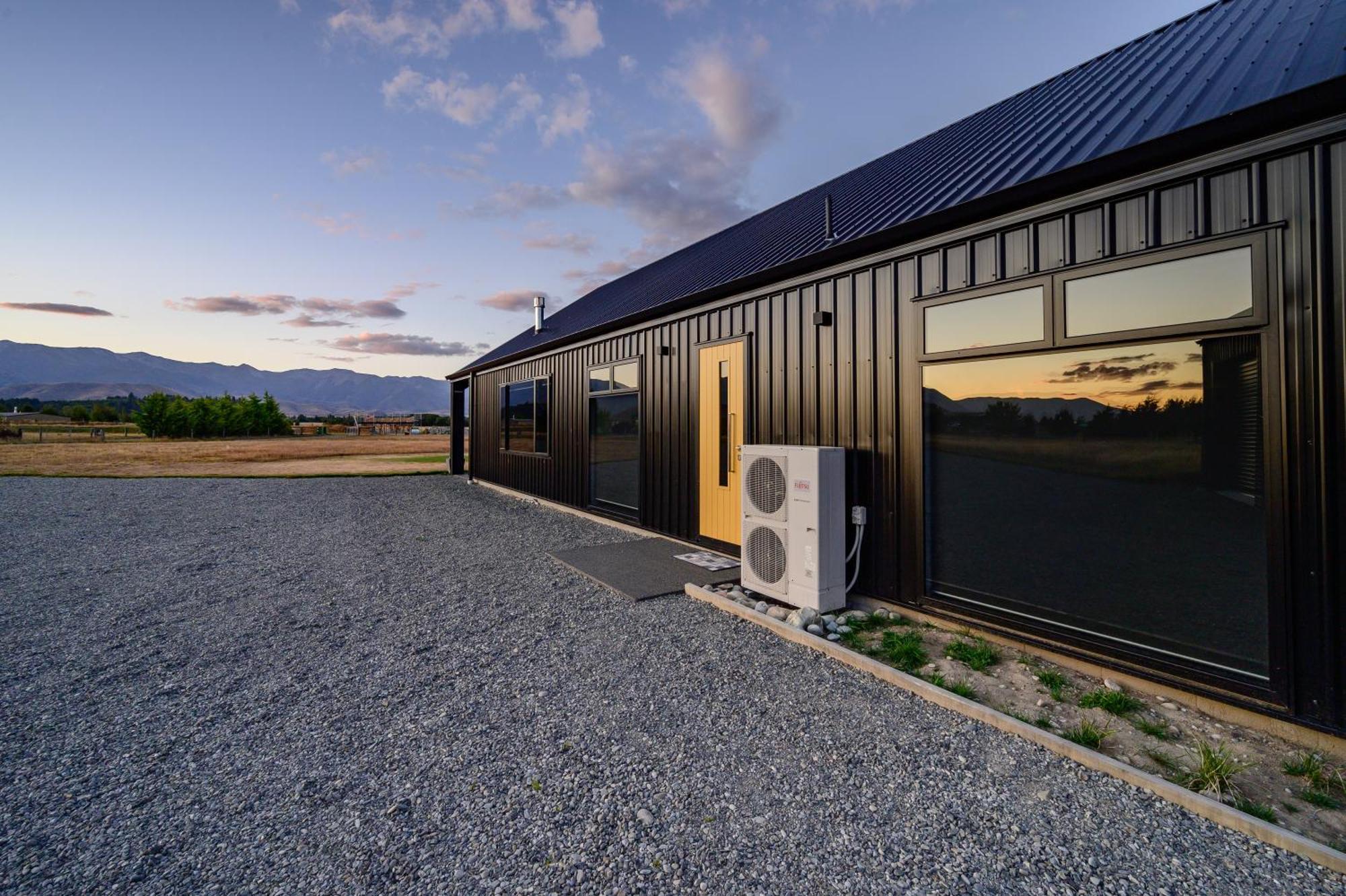 Villa 31 On Boundary Twizel Exterior foto